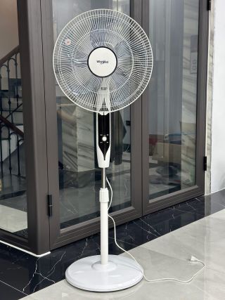 Quạt cây chính hãng Whirlpool (Mỹ) siêu mạnh  - không chổi than